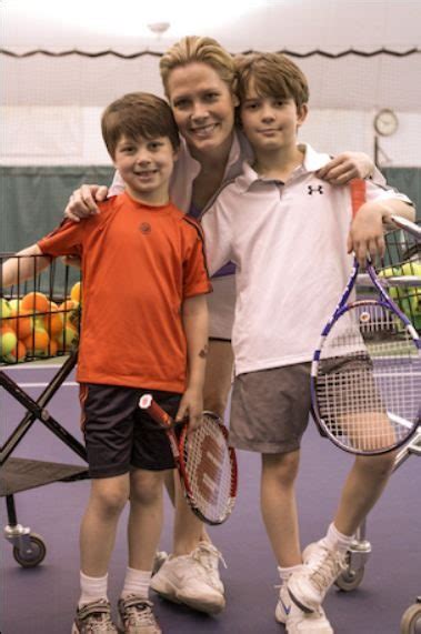 chris mckendry husband|Chris McKendry Bio, Age, Family, Husband, Kids, ESPN,。